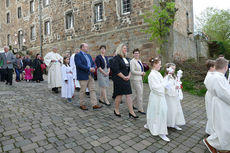 Feier der 1. Heiligen Kommunion in Sankt Crescentius (Foto: Karl-Franz Thiede)